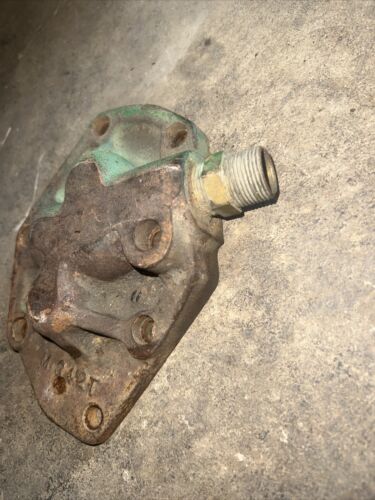 John Deere M-40 M342T Housing Antique Tractor
