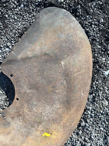 USED JOHN DEERE LA TRACTOR RH FENDER AL2772R