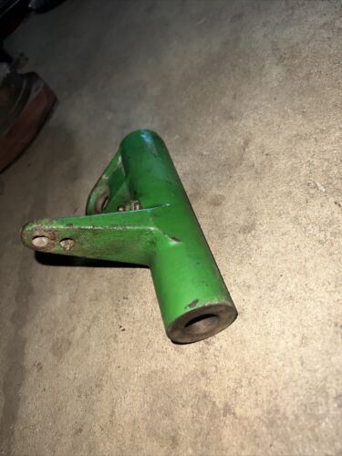 AT11681 T12118T * John Deere 2010 Brake Lever with Bushing * Nice Original Part!