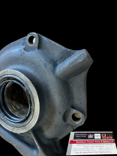 John Deere 60 Right Hand Main Bearing Casting A4842R 1954 1955 1956