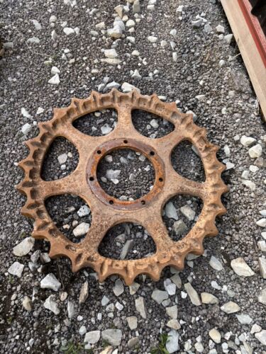 McCormick International T9 TD9 Dozer Crawler Tractor Drive Sprocket 8450-DA
