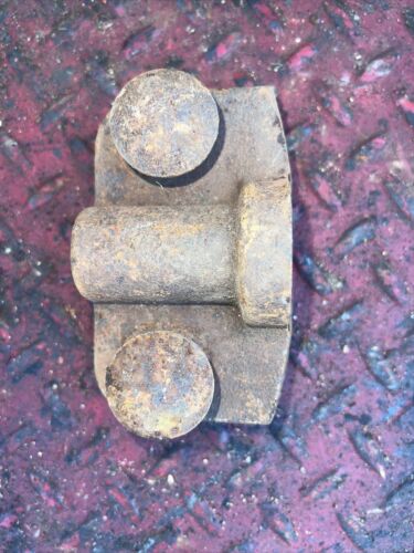 International IH Farmall 350 300 Utility tractor wheel hub slide adjust