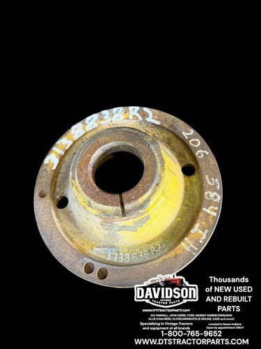 International 584 D206 Engine Crankshaft Pulley  3138838R2 Antique Tractor