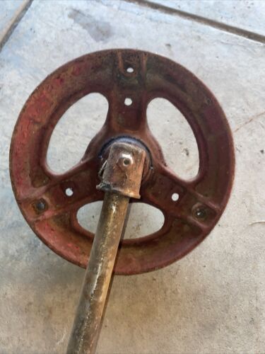Farmall Super A SA tractor IH front steering spindle hub & cap