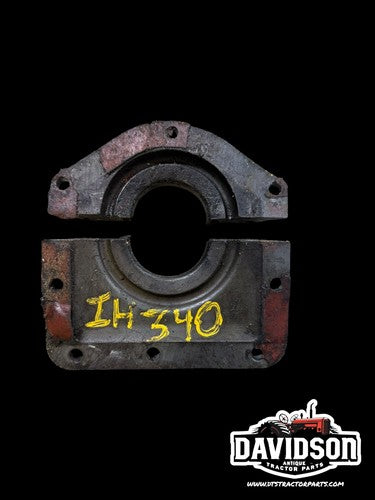 IH Farmall 340 Rear Crankshaft Seal Retainer Antique Tractor