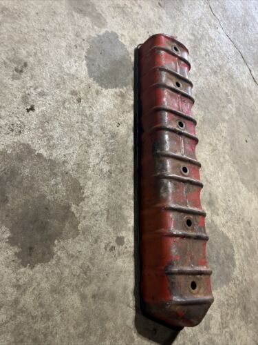 IH FARMALL   666, 686, HYDRO 70 WITH D-312 ENGINE, VALVE COVER