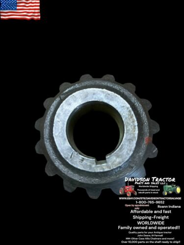 Genuine John Deere B587R New Old Stock PTO Sliding Gear