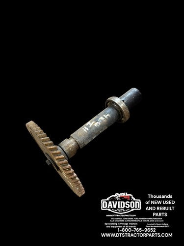 Farmall 460 RC IH tractor PTO Power Take Off input drive shaft w/ drive gear