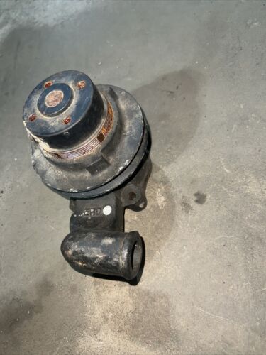 IH INTERNATIONAL BC144 BD154 276 354 364 434 444 B414 Water Pump 703820R94