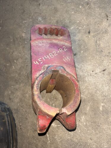 International Harvester Clamp 451482-R2