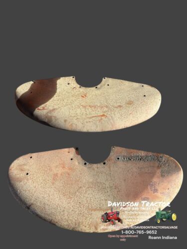 IH Farmall Cub Rear Fenders Pair Antique Tractor