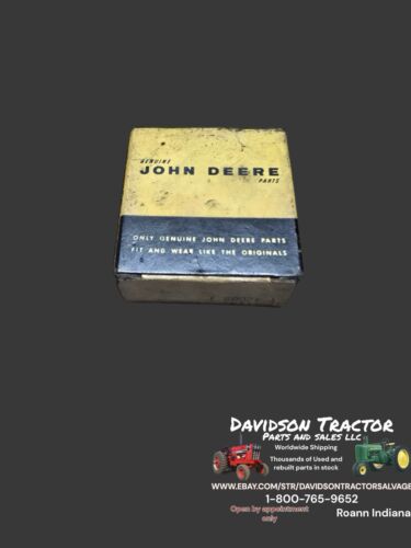 New Old Stock John Deere B2648R Vent Pump Roller A AR AO B
