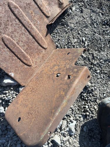 John Deere 40 420 430 320 330 S standard right fender