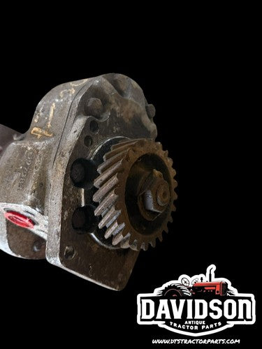 Farmall IH 300 350 tractor Good hydraulic pump assembly w/ drive gear