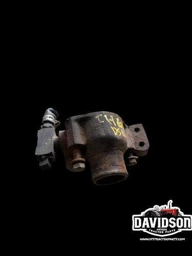 International 656 Diesel Thermostat Housing Assembly Antique Tractor