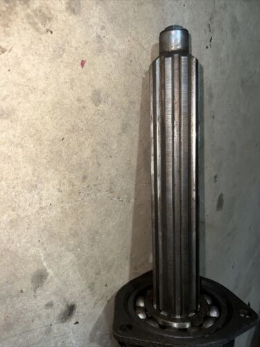 McCormick W6 WD6 Farmall Main Transmission/Pinion Shaft Antique Tractor 57271-DC