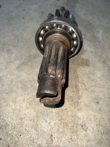 Farmall SM Super M 400 450 Bull Pinion Shaft Antique Tractor