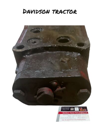 IHC Farmall Hydraulic Block Antique Tractor