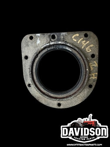 International 424 444 C-146 Engine Rear Oil Seal Retainer Antique Tractor