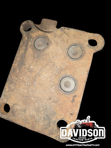 Farmall IH 230 240 300 350 400 450 Hydraulic Spool End Cover 361456R1