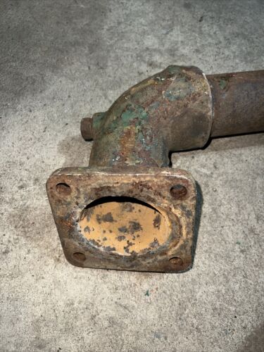 JOHN DEERE A845R UnStyled A TRACTOR UPPER WATER CASTING with PIPE