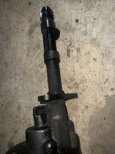 McCormick WD9 Oil Pump Antique Tractor 8211-D 8088-DA