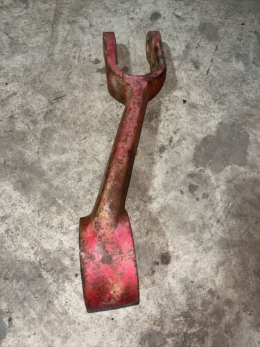 International 434 444 B414 tractor lift arm IH 3044375R1