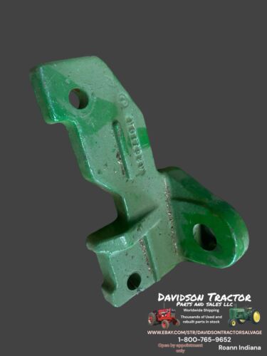 John Deere R26710R Bracket