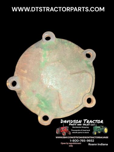 A41R JOHN DEERE UNSTYLED TRACTOR EARLY STYLED A  GOVERNOR HOUSING END CAP