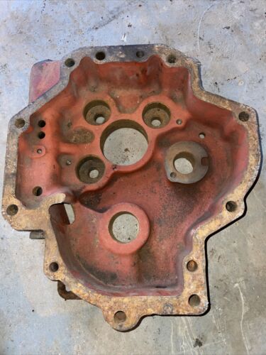 IH Farmall 381462R1 PTO Housing