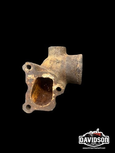 Massey Ferguson 1100 Tractors 354 Perkins Coolant Housing