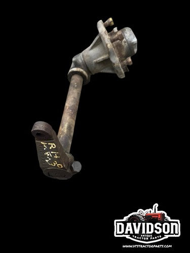 Massey Ferguson 230 Right Hand Spindle And Hub Antique Tractor