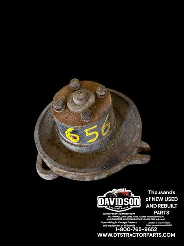 IH Farmall 656 Fan Bracket W/pulley Antique Tractor