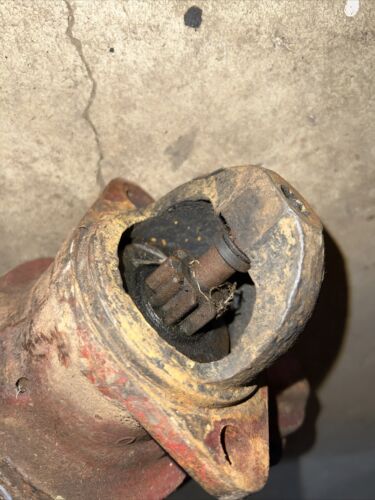 international harvester 715 Gas Combine Starter rebuildable core