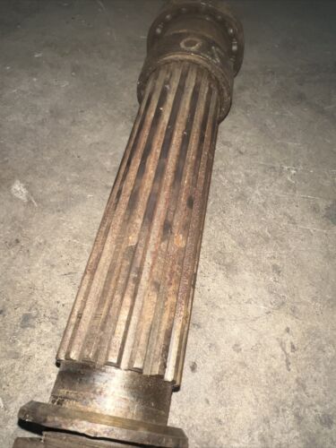 ORIGINAL IH FARMALL  300 350   TRACTOR -TRANSMISSION LOWER SHAFT Antique Tractor