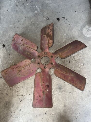 Used Cooling Fan - 6 Blade fits International 2806 DT361 D407 806 DT407 D361