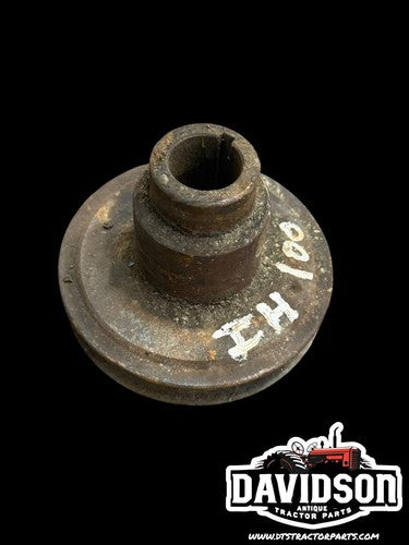 IHC Farmall A B C 100 130 200 230 Crankshaft Pulley Antique Tractor