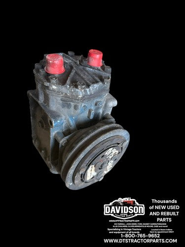 Air Condition Compressor D7NN19D623A Ford TW25 5610 7700 9700 TW15 4600 7600+++