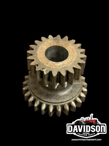 International 574 Transmission Gear Antique Tractor
