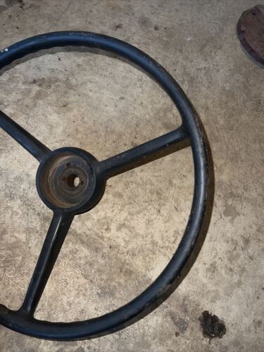 International Harvester 1586 Steering Wheel Antique Tractor IH 385156R1
