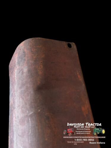 IH FARMALL 460, 560 RIGHT BATTERY COVER  OEM IHC Part Right Side Cover