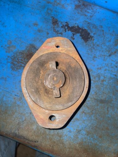 Farmall 300 350 400 450 distributor housing