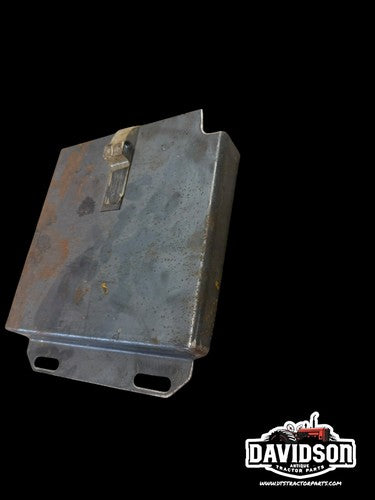 IH Farmall SA AV C SC 100 130 140 200 230 Battery Box Right Side Cover 358541R11