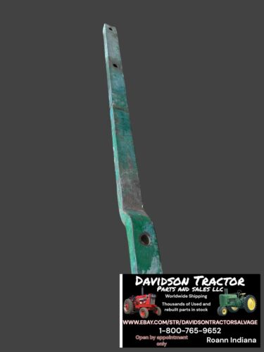 John Deere Late B Styled tractor original JD drawbar. Antique Tractor