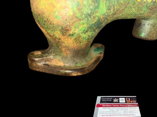 John Deere Unstyled B Carburetor Air Cleaner Elbow B76R