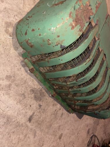 John Deere G Left Hand LH Grill Screen
