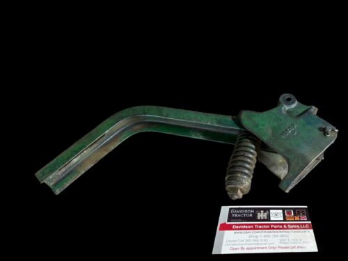 John Deere H tractor JD seat assembly mount mounting brace bracket H369R Oem