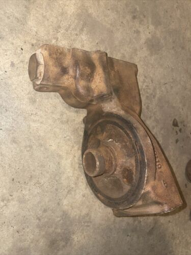 Oil Filter Housing Body AR76582 John Deere Tractor R62110 R50382 R54561 R59483