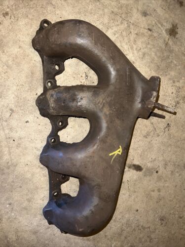 Chevrolet medium duty truck and school bus right hand exhaust manifold 3964244