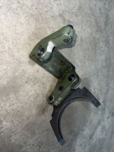 John Deere 2010 Utility Shifter Fork T16985T